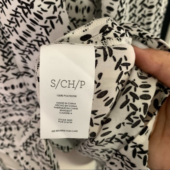 Cabi▪️Splitback button front blouse white black.‎ S - Picture 8 of 10